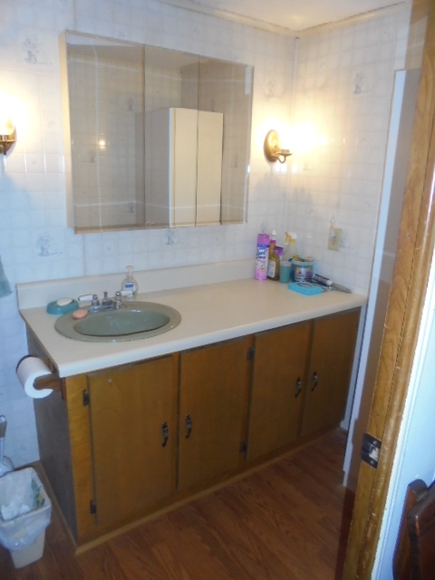 Image for REAL ESTATE AUCTION~ 4/BR 1.5/BA w/Garage/Shop/Apartment/Store ~Randleman