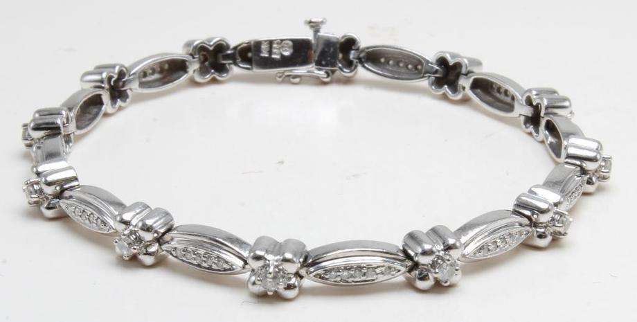 Image for Live and Online - Collector's Auction: 9-20-18