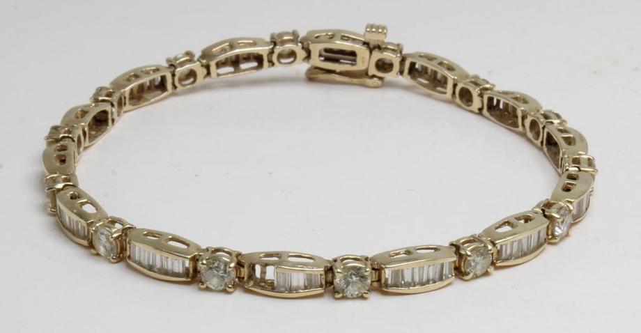 Image for Live and Online - Collector's Auction: 9-20-18