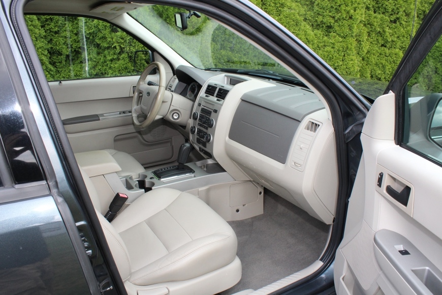 Image for Galler/Estate and Vehicle Auction with Sports Memorabilia: 9-27-18