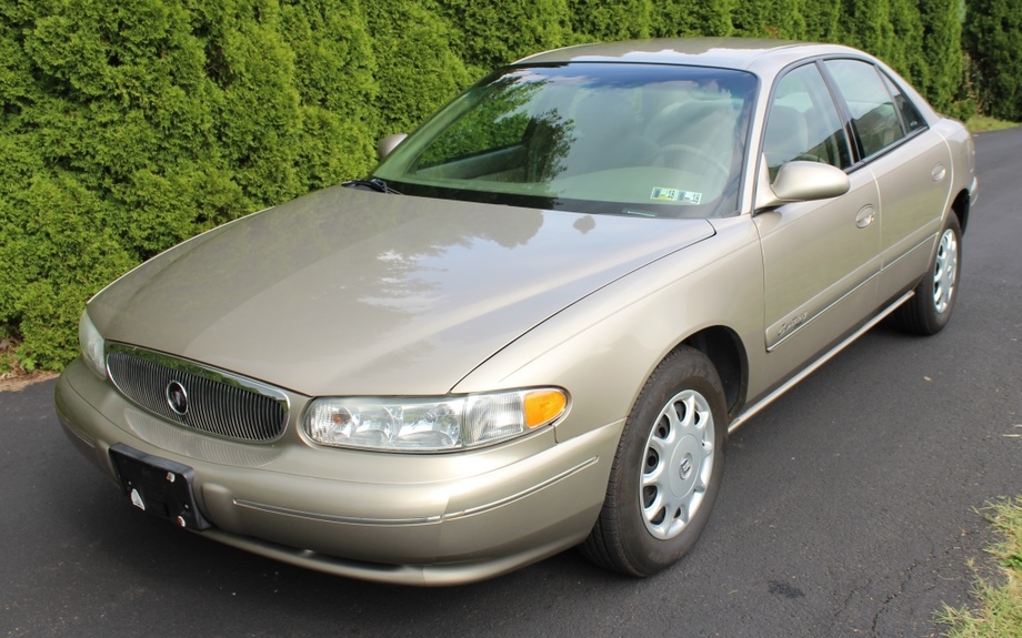 Image for Galler/Estate and Vehicle Auction with Sports Memorabilia: 9-27-18