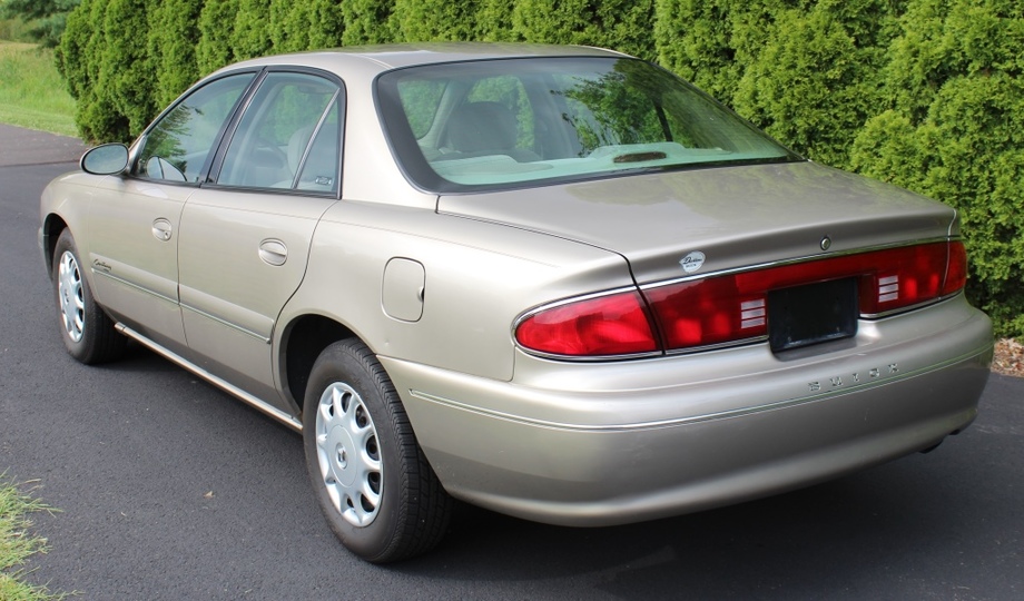 Image for Galler/Estate and Vehicle Auction with Sports Memorabilia: 9-27-18