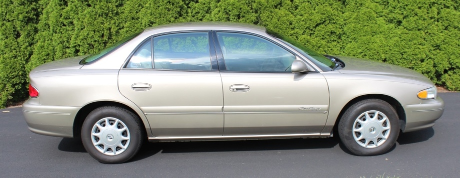 Image for Galler/Estate and Vehicle Auction with Sports Memorabilia: 9-27-18