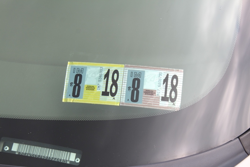 Image for Galler/Estate and Vehicle Auction with Sports Memorabilia: 9-27-18