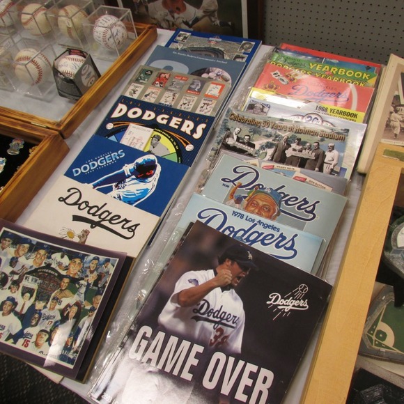 Image for Galler/Estate and Vehicle Auction with Sports Memorabilia: 9-27-18