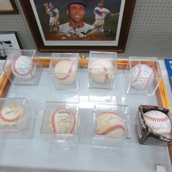 Image for Galler/Estate and Vehicle Auction with Sports Memorabilia: 9-27-18