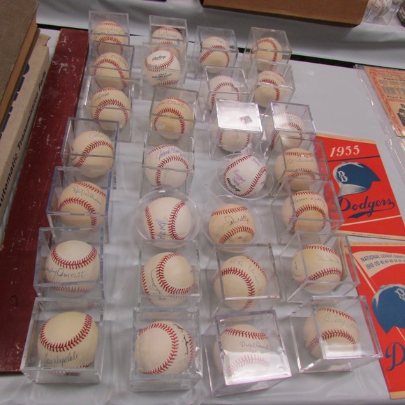 Image for Galler/Estate and Vehicle Auction with Sports Memorabilia: 9-27-18