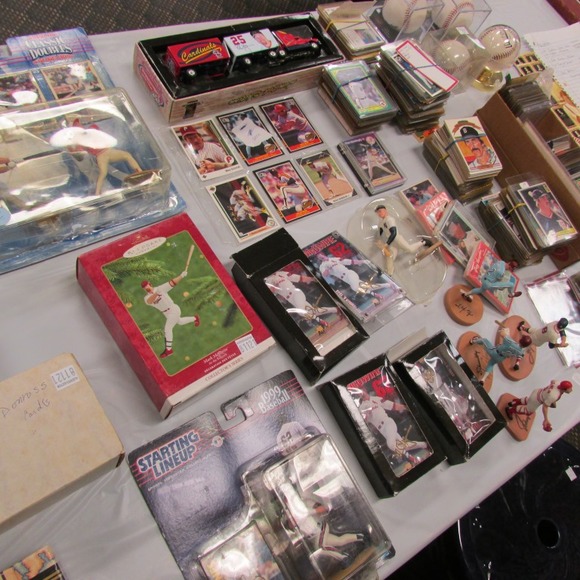 Image for Galler/Estate and Vehicle Auction with Sports Memorabilia: 9-27-18