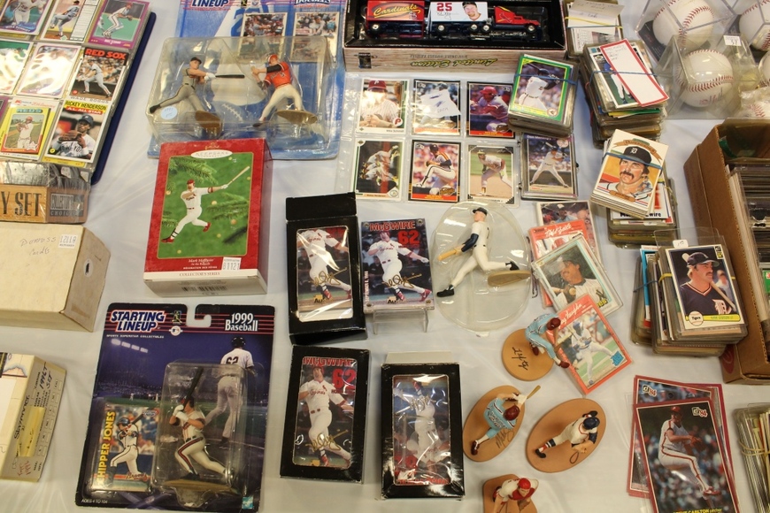 Image for Galler/Estate and Vehicle Auction with Sports Memorabilia: 9-27-18