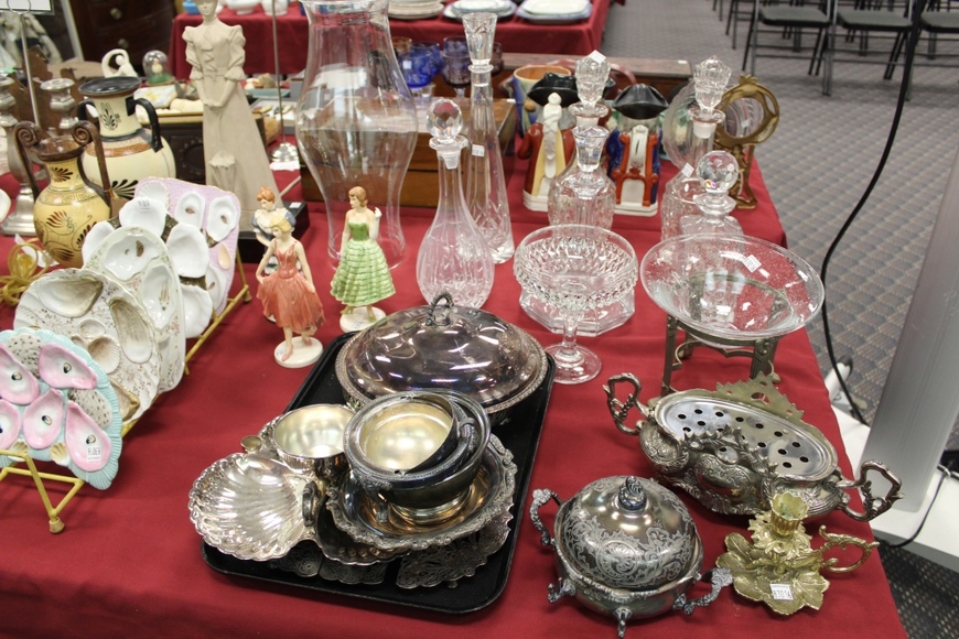 Image for Galler/Estate and Vehicle Auction with Sports Memorabilia: 9-27-18