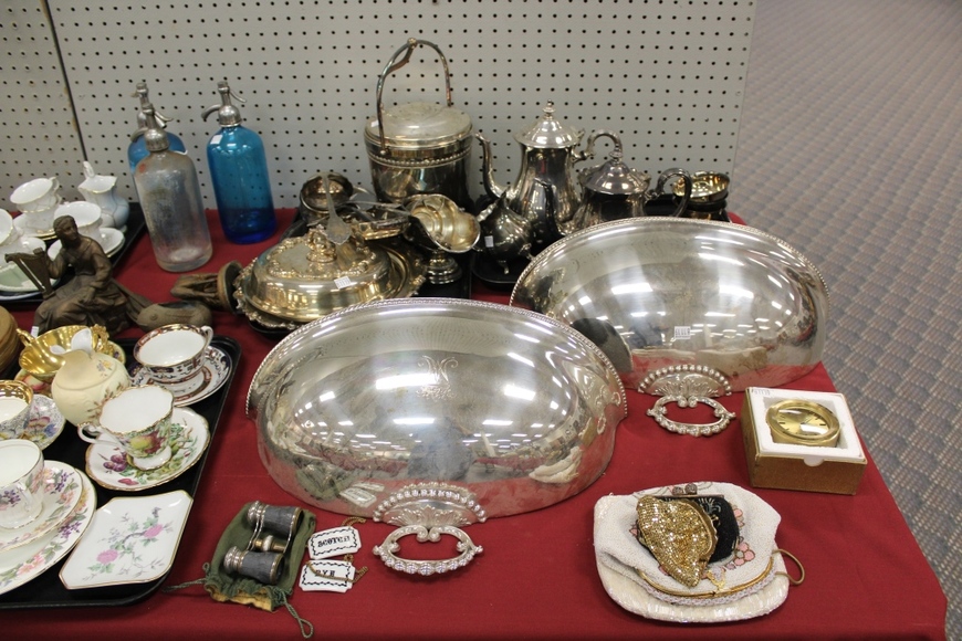 Image for Galler/Estate and Vehicle Auction with Sports Memorabilia: 9-27-18