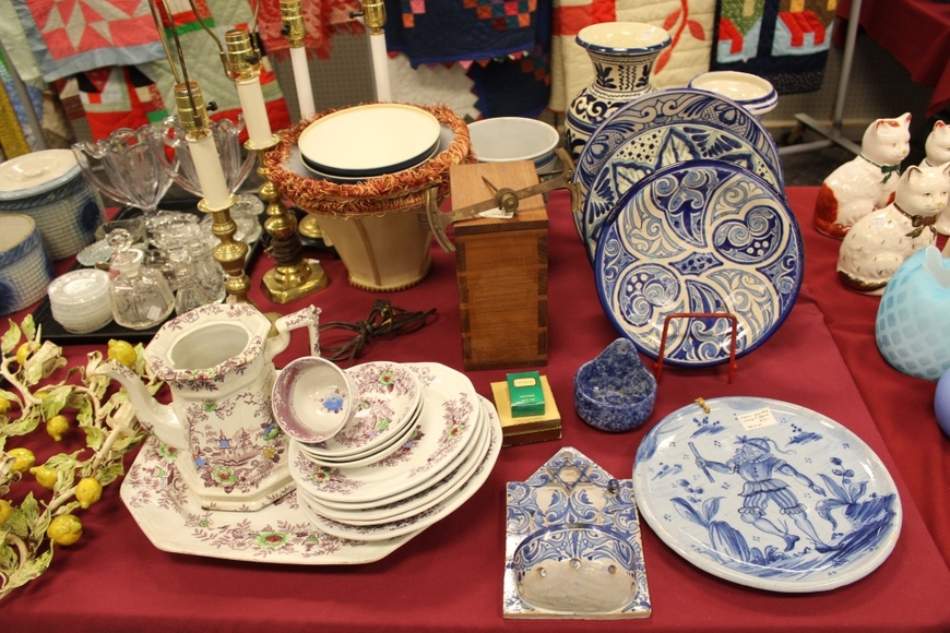 Image for Galler/Estate and Vehicle Auction with Sports Memorabilia: 9-27-18