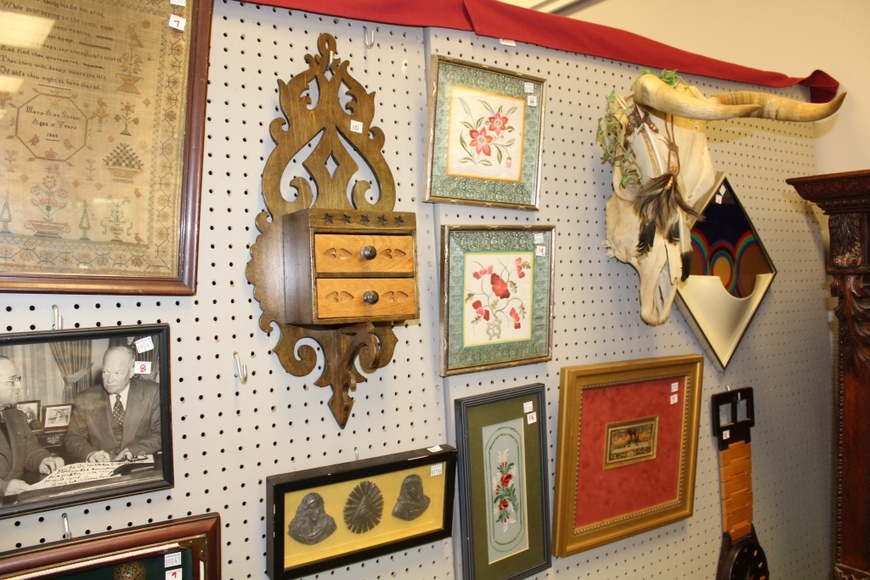 Image for Galler/Estate and Vehicle Auction with Sports Memorabilia: 9-27-18