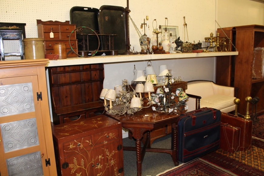 Image for Galler/Estate and Vehicle Auction with Sports Memorabilia: 9-27-18