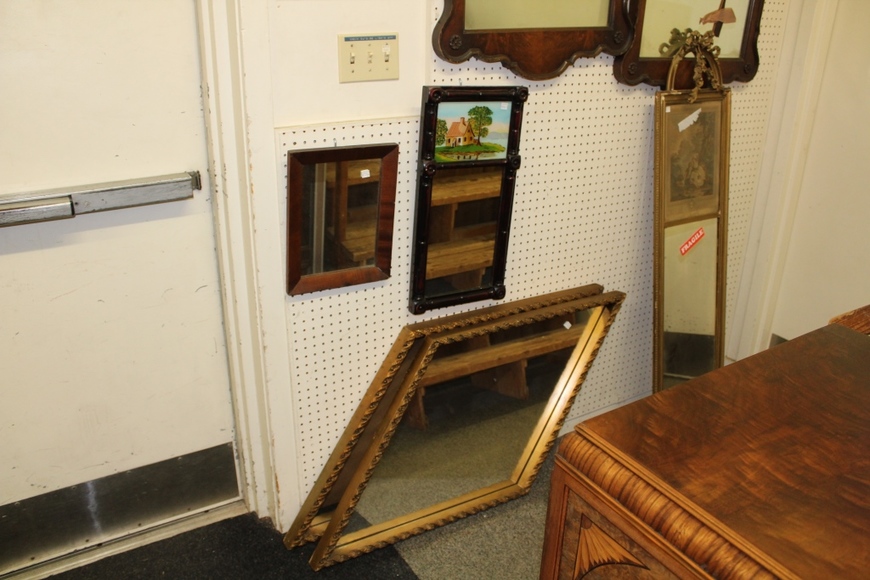 Image for Galler/Estate and Vehicle Auction with Sports Memorabilia: 9-27-18