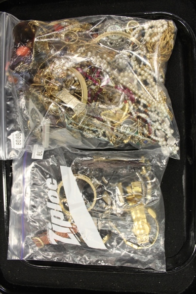 Image for Galler/Estate and Vehicle Auction with Sports Memorabilia: 9-27-18