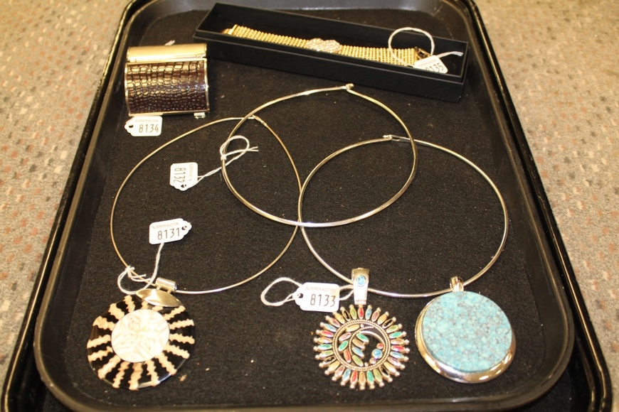 Image for Galler/Estate and Vehicle Auction with Sports Memorabilia: 9-27-18