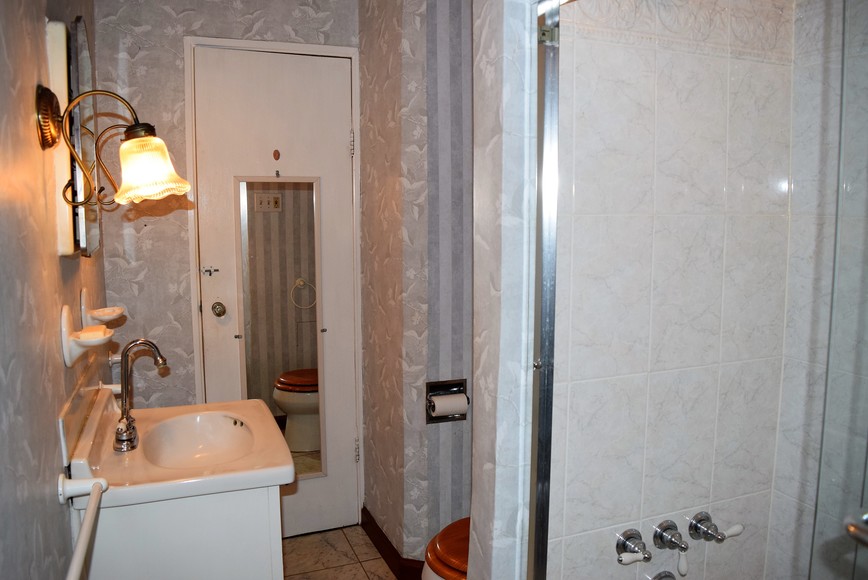 Image for Real Estate Auction - Glenside, PA: 10-25-18