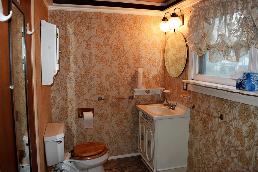 Image for Real Estate Auction - Glenside, PA: 10-25-18