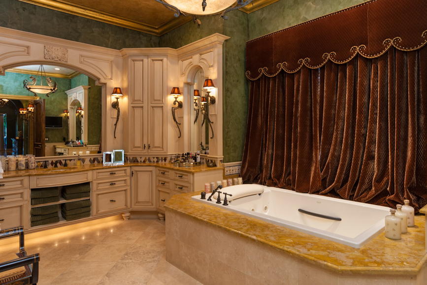 Image for NFL Hall of Famer Warren Sapp Estate Home in Windermere, Florida