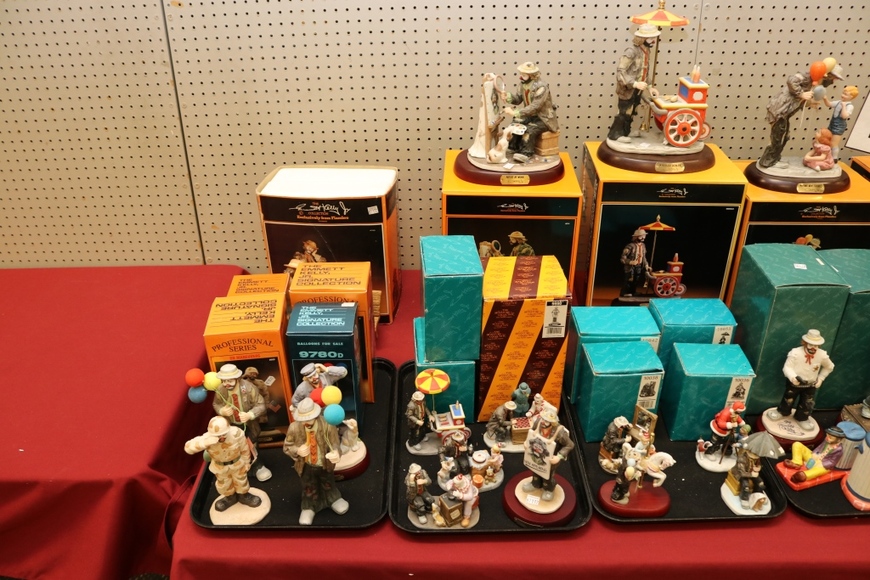 Image for Gallery/Estate Auction with Dolls: 10-11-18