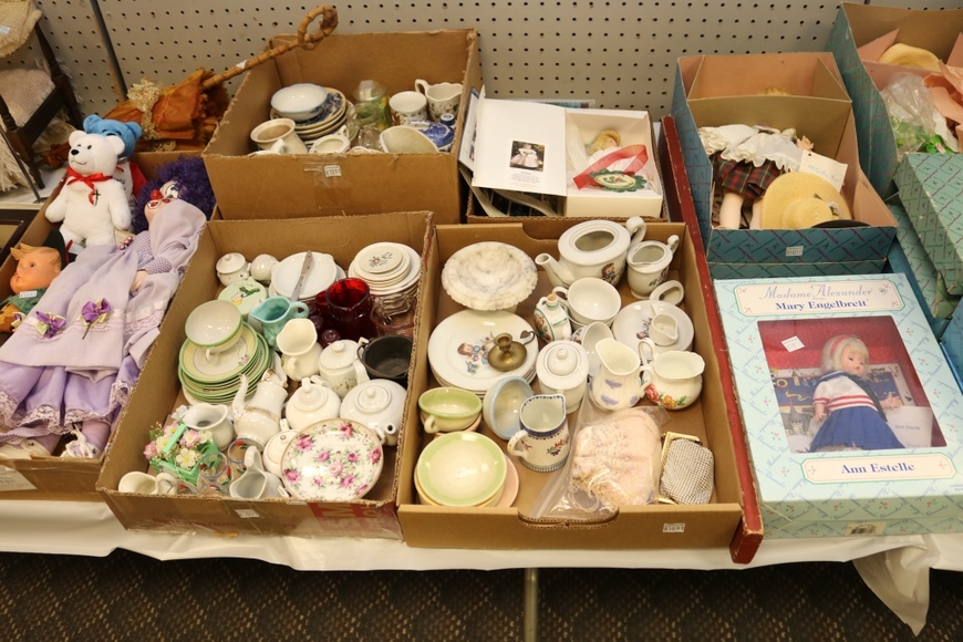 Image for Gallery/Estate Auction with Dolls: 10-11-18