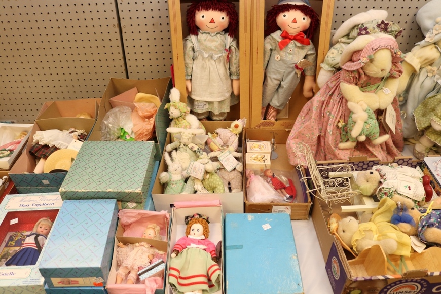 Image for Gallery/Estate Auction with Dolls: 10-11-18