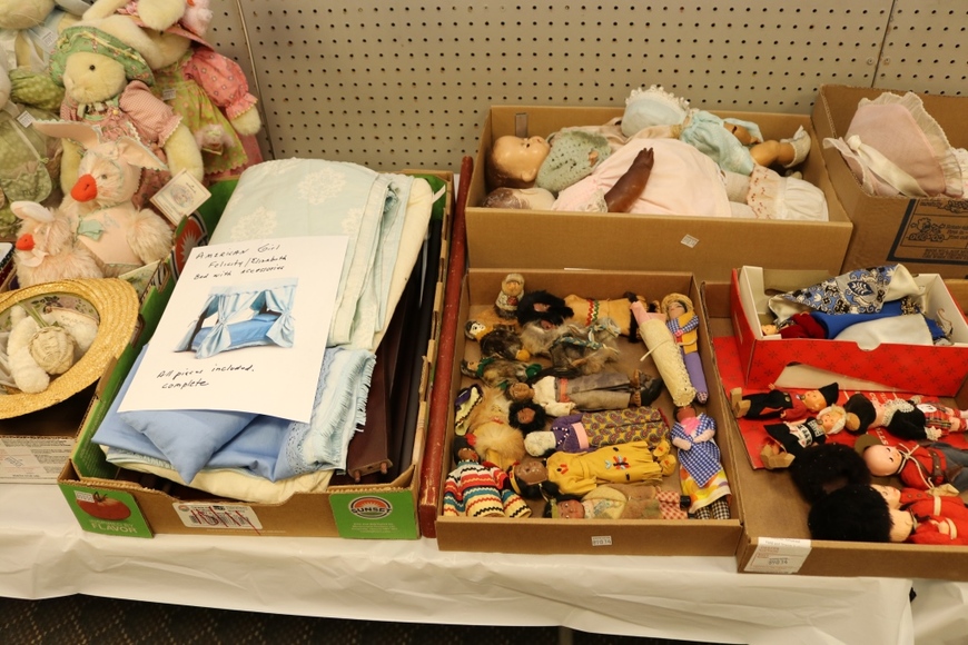 Image for Gallery/Estate Auction with Dolls: 10-11-18
