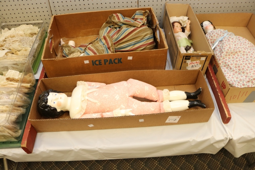 Image for Gallery/Estate Auction with Dolls: 10-11-18