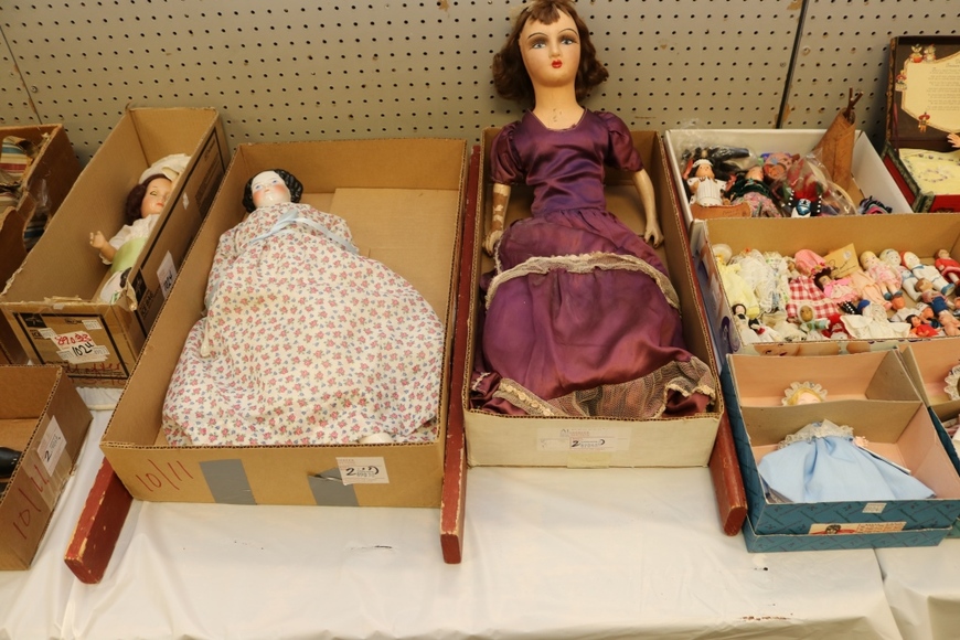 Image for Gallery/Estate Auction with Dolls: 10-11-18
