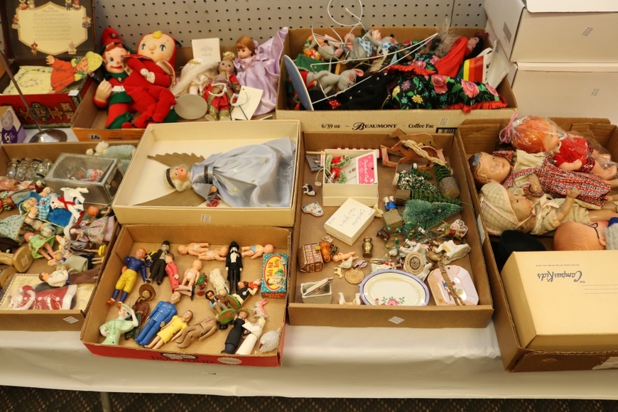 Image for Gallery/Estate Auction with Dolls: 10-11-18