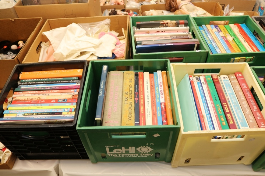 Image for Gallery/Estate Auction with Dolls: 10-11-18