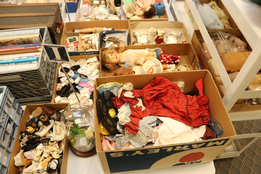 Image for Gallery/Estate Auction with Dolls: 10-11-18