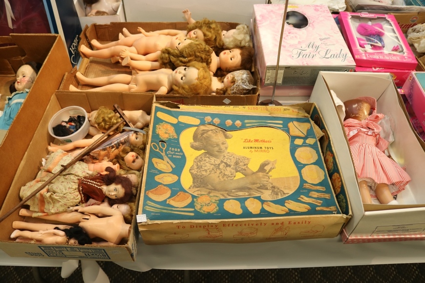 Image for Gallery/Estate Auction with Dolls: 10-11-18