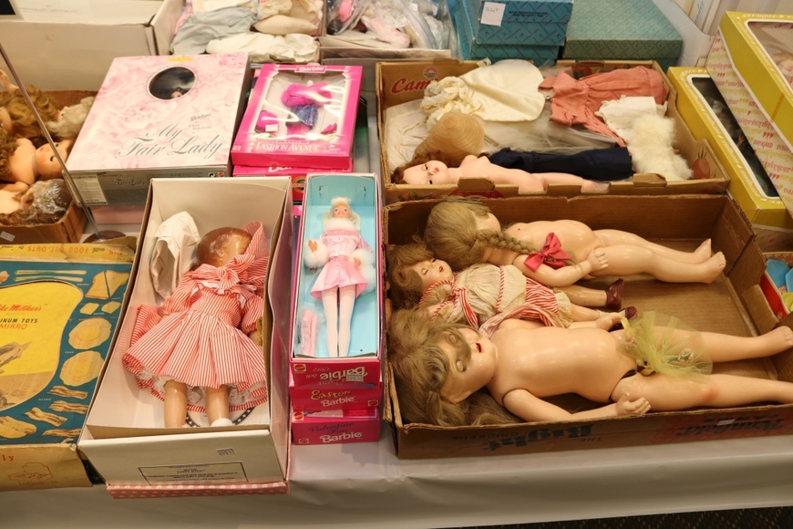 Image for Gallery/Estate Auction with Dolls: 10-11-18