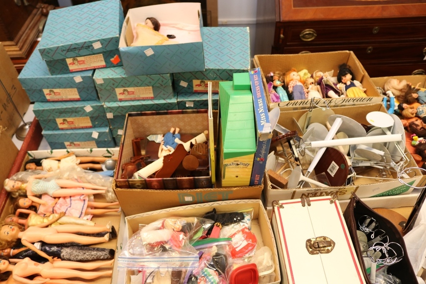 Image for Gallery/Estate Auction with Dolls: 10-11-18