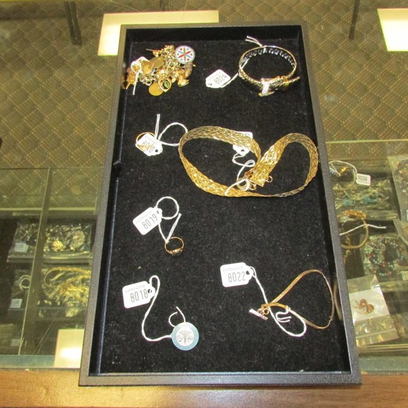 Image for Gallery/Estate Auction with Dolls: 10-11-18