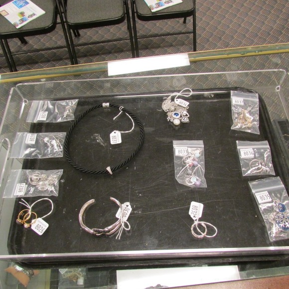 Image for Gallery/Estate Auction with Dolls: 10-11-18