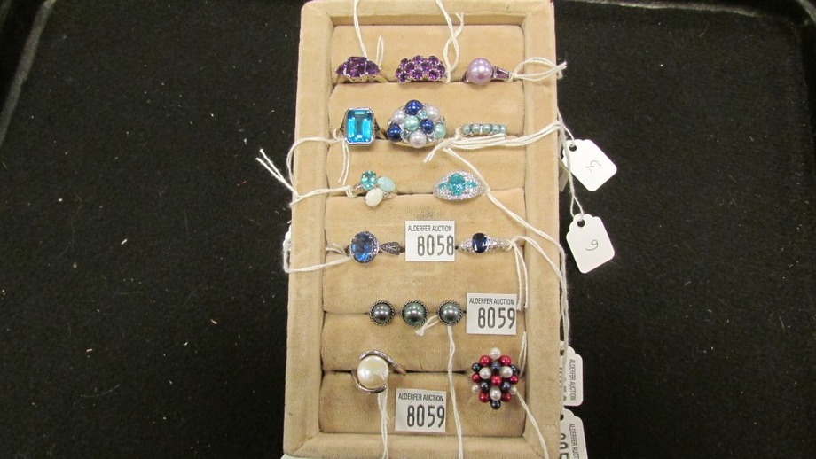 Image for Gallery/Estate Auction with Dolls: 10-11-18