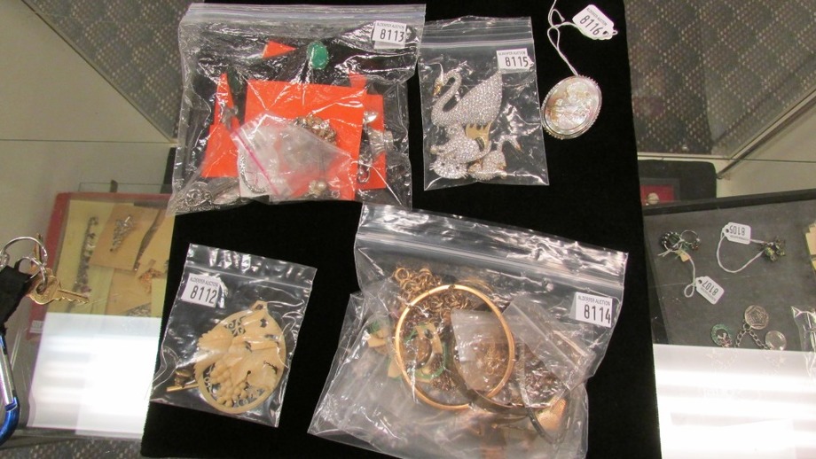 Image for Gallery/Estate Auction with Dolls: 10-11-18