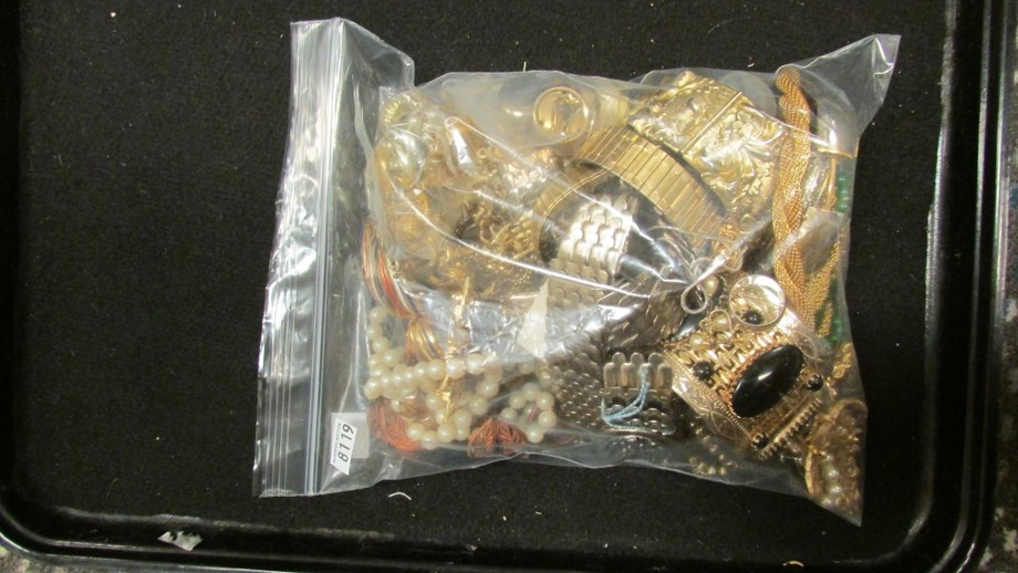 Image for Gallery/Estate Auction with Dolls: 10-11-18