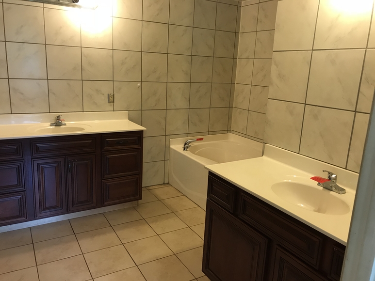 Image for 9931 Irish Lane