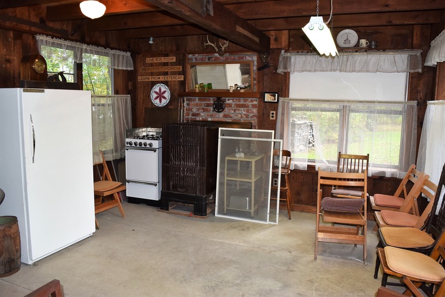 Image for Real Estate Auction - Perkiomenville, PA: POSTPONED Until Friday, November 16th at 4:00 PM