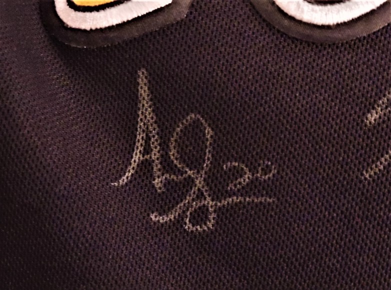 Image for BRANDON WHEAT KINGS MEMORIAL CUP SIGNED JERSEY