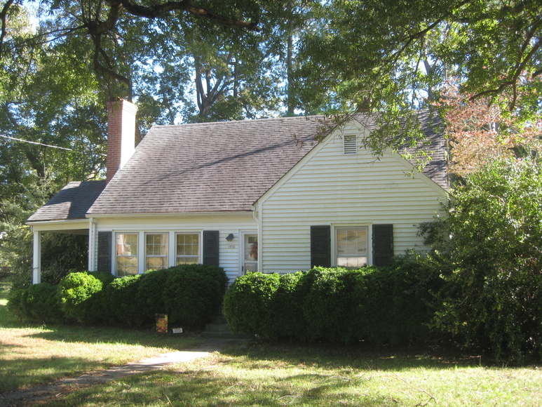 Image for Solid 2 BR/1 BA Home--Sells to the Highest Bidder!!  ONLINE BIDDING ONLY!!