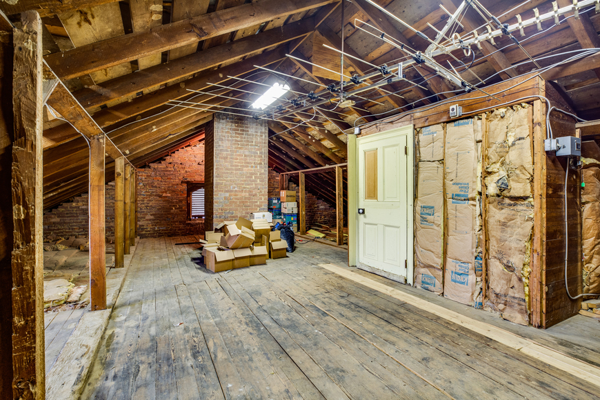 Image for Bear Wallow Farm/David Fultz House:  35 +/- Acres--Immaculately Restored and Historic 4 BR Home, Barn, Pastures & Fencing