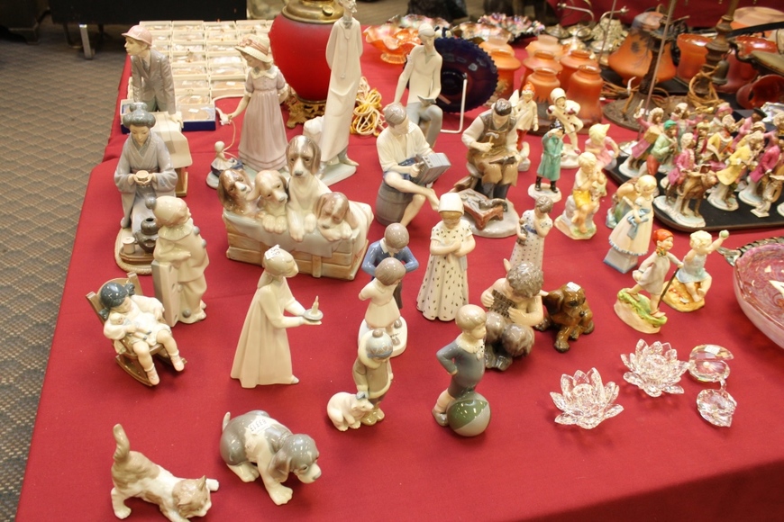 Image for Gallery Auction: 11-15-18 **Being Held As Scheduled at 10:00 AM**