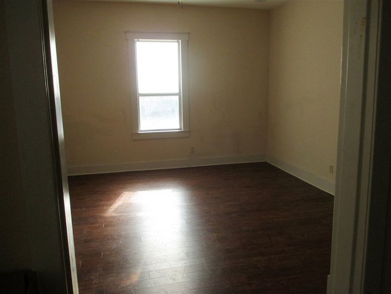 Image for 5075 Malone Absolute Auction!