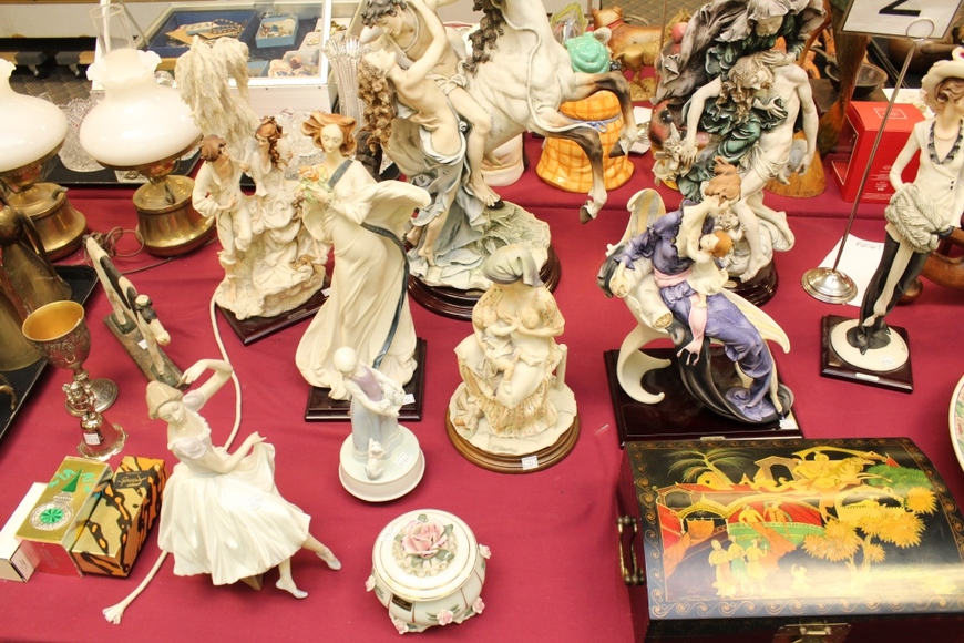 Image for Gallery Auction with Tools and Sports Memorabilia: 11-29-18