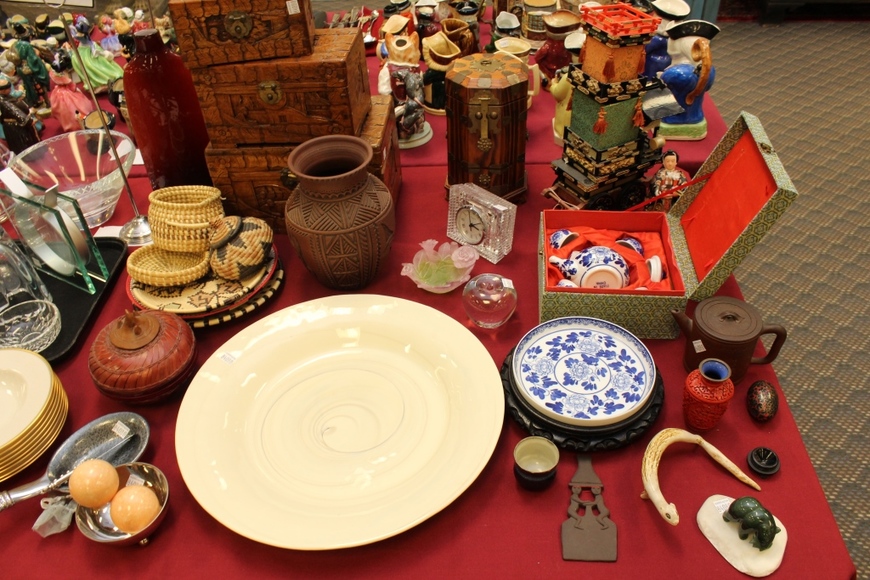 Image for Gallery Auction with Tools and Sports Memorabilia: 11-29-18